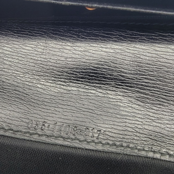 Authentic Preowned Gucci Bifold - Picture 15 of 16